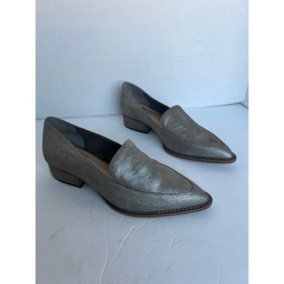 NEW Vince Camuto Leather Shimmering Becarda Pointy Toe Loafer Driving Shoes 8 - Picture 2 of 9